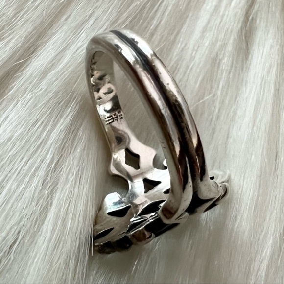 Retired James Avery Ichthus scrolled scroll
6.25-6.5 - Picture 6 of 8